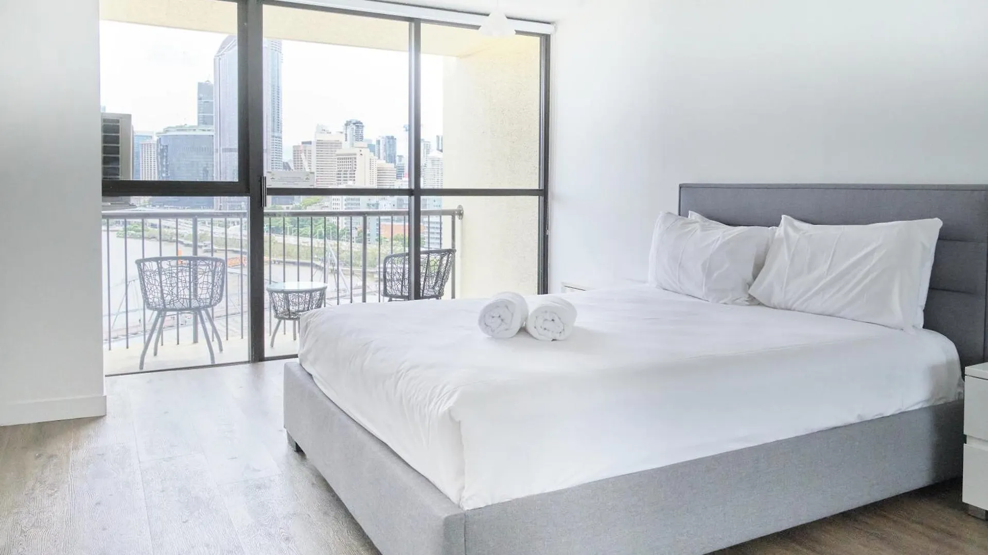 River Plaza Apartments Brisbane 3*,