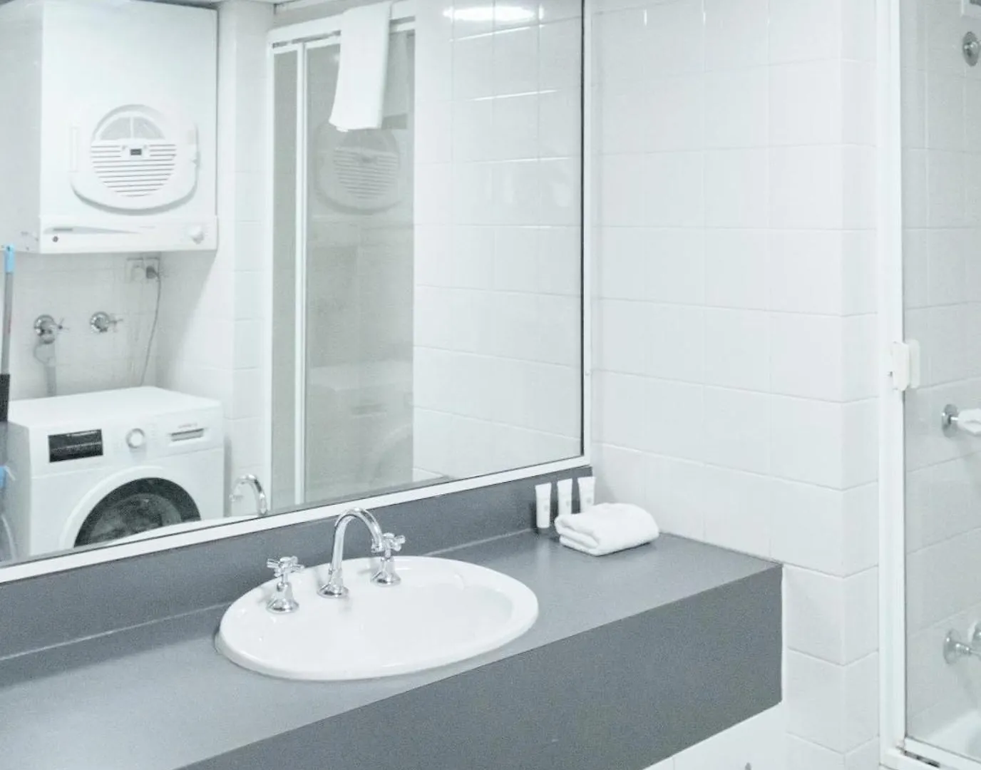 River Plaza Apartments Brisbane 3*,