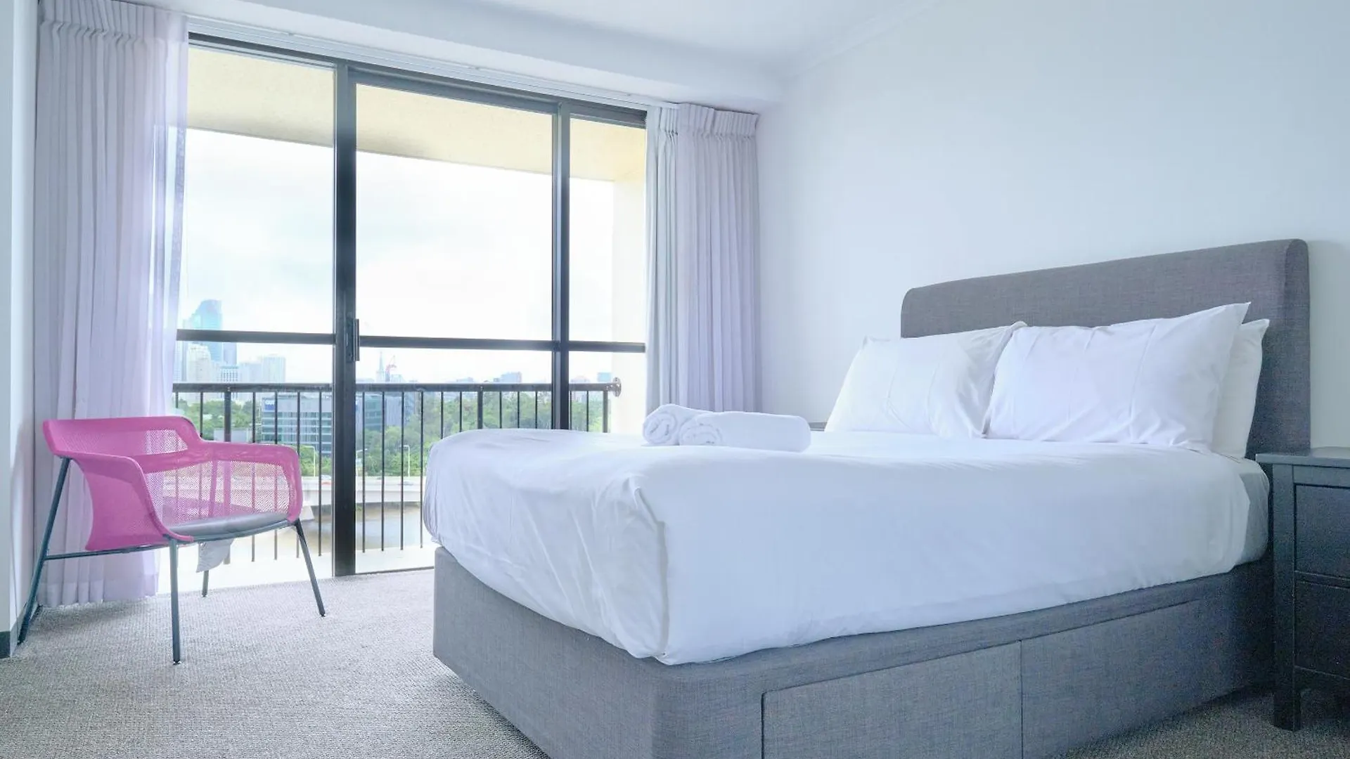 River Plaza Apartments Brisbane Aparthotel